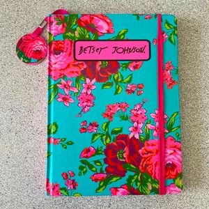New Never Used Betsey Johnson Floral Notebook w/bookmark